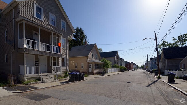 Building Photo - 231 Laban St