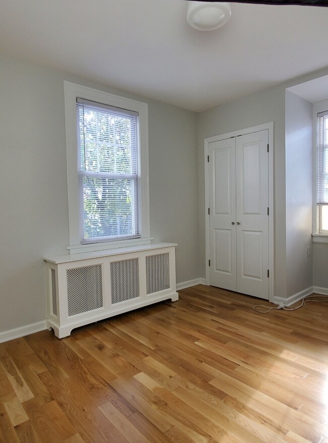 Building Photo - 43 S Adelaide Ave