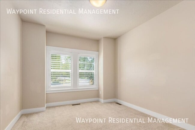 Building Photo - 10984 W Leilani Dr