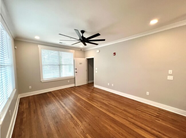Foto del edificio - Laney