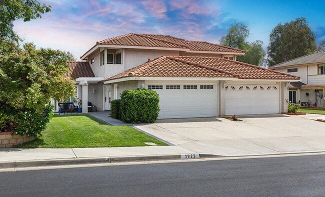Building Photo - 3922 Ravenswood Dr