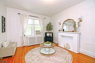 Building Photo - 306 Springfield Ave