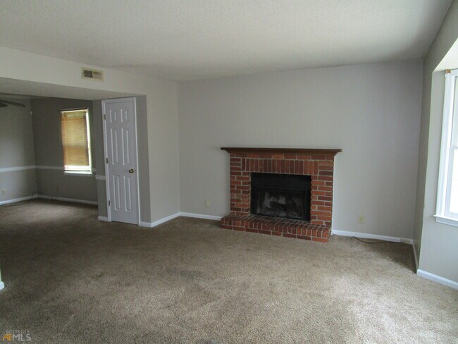 Building Photo - 4334 Barrington Pl