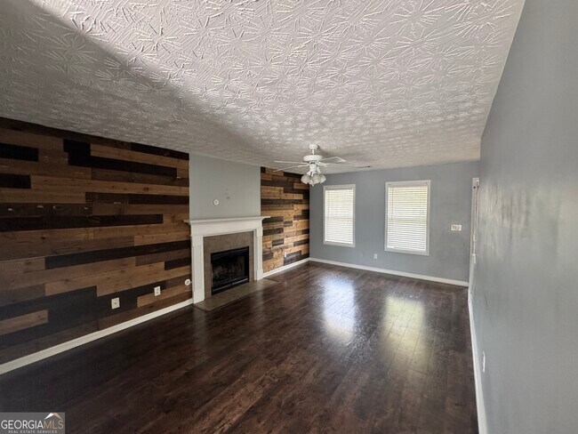Building Photo - 104 Jameston Dr