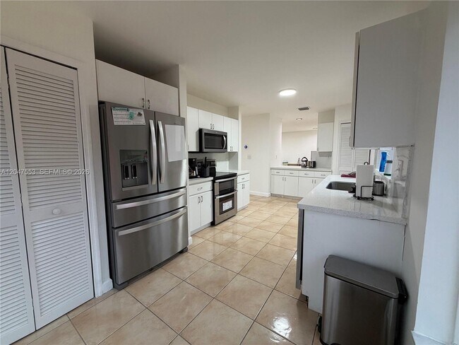 Foto del edificio - 12993 NW 11th Terrace