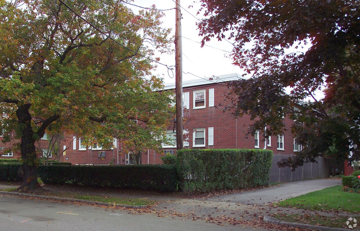 118 Greenleaf St, Quincy, MA 02169 Apartments in Quincy, MA