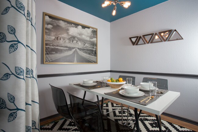 Foto del edificio - Aqua 16 Apartments