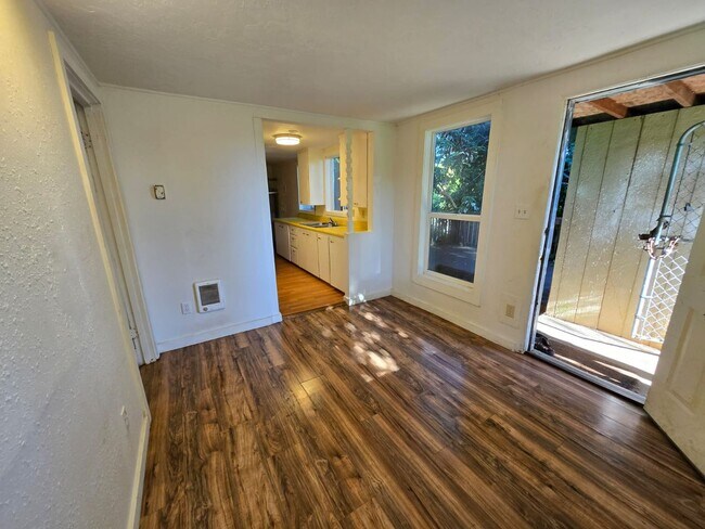 Foto del edificio - 510 N Collier St