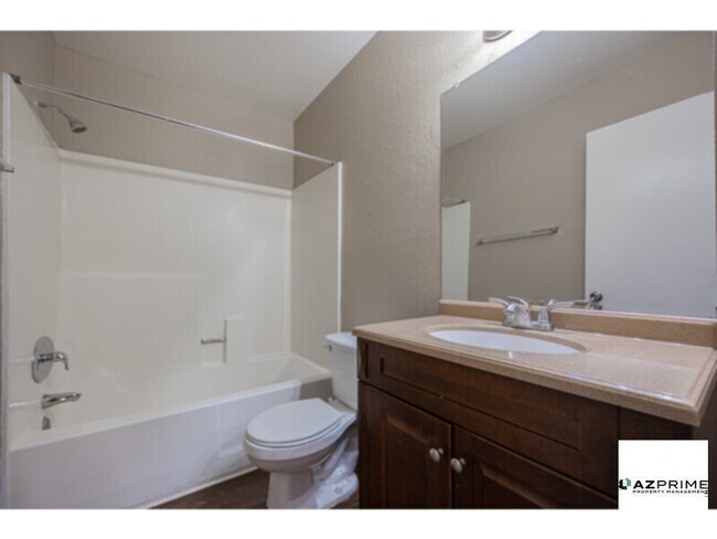 Foto del edificio - Stylish 2/2 Phoenix Condo in Prime Location!