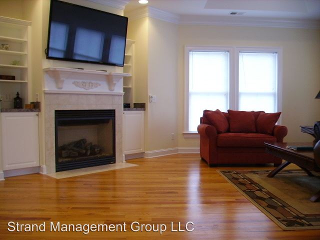 Building Photo - 4762 Cloisters Ln