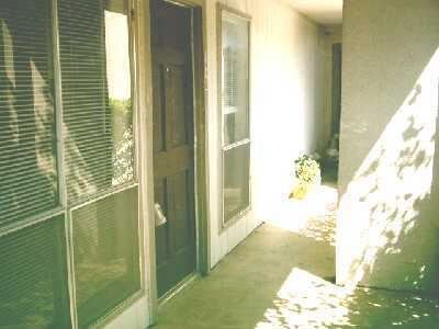 Primary Photo - 6910 Hart Ln