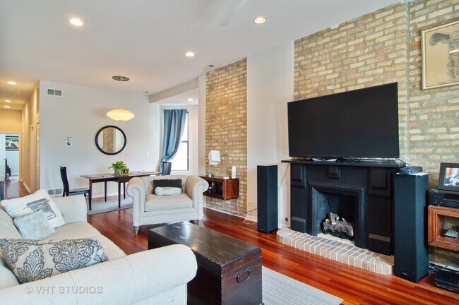Building Photo - 613 N Racine Ave