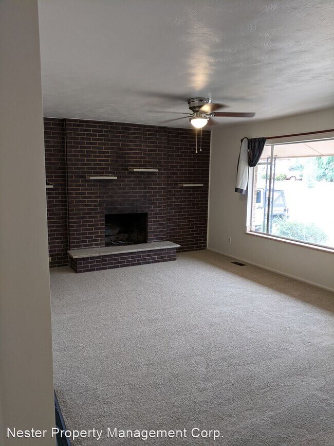 Building Photo - 4 br, 2 bath House - 112 Judson St.