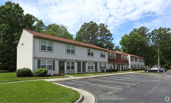Youngs Mill Iii Apartments Newport News Va Primary Photo Youngs Mill Iii