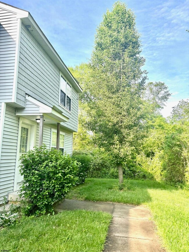Building Photo - 27 Oyster Bay