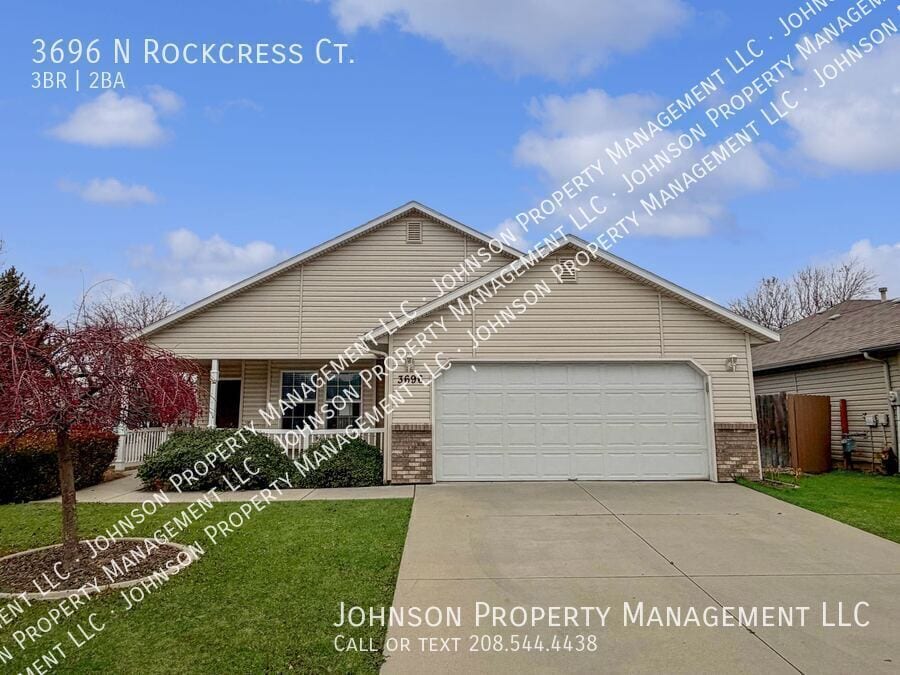 Foto principal - 3696 N Rockcress Ct
