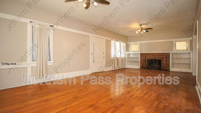 Foto del edificio - 7600 Franklin Dr