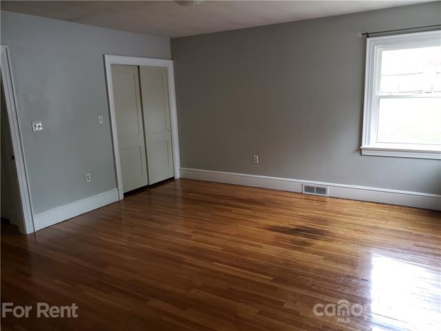 Foto del edificio - 515 Mountain View St SW