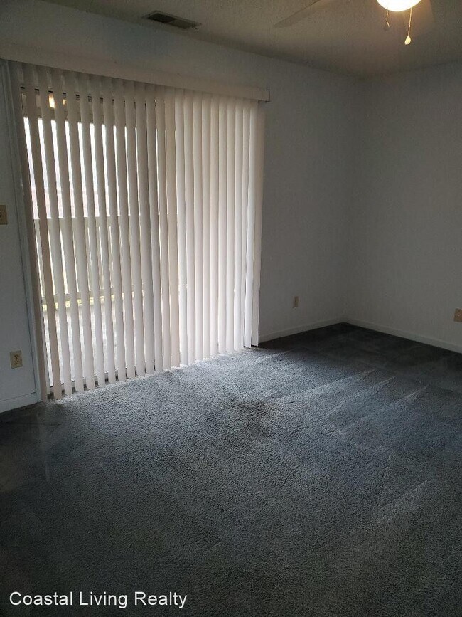 Building Photo - 1 br, 1.5 bath House - 420 Myrtle Greens D...