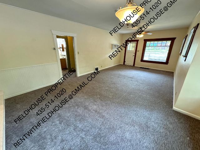 Building Photo - 357 N 200 E