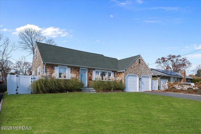 Foto del edificio - 525 Riverwood Ave