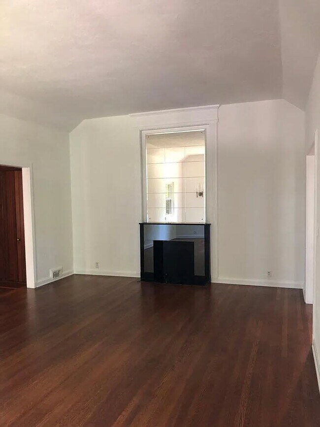 Foto del edificio - 1728 Homestead Ave NE