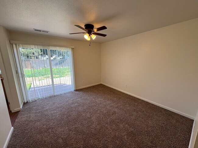 Foto del edificio - Spacious Cul de sac Farmersville Home Avai...