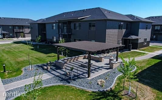 Building Photo - 3 br, 2 bath Townhome - Shadow Crest Townh...