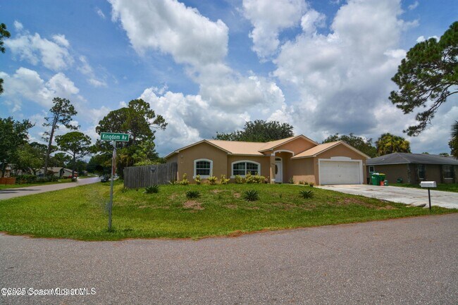 Foto del edificio - 6420 Kingdom Ave
