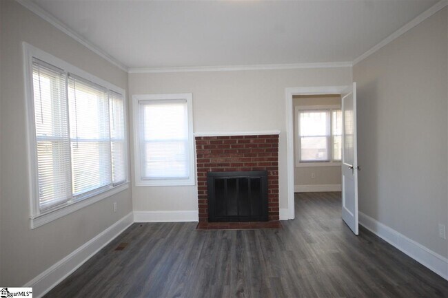 Foto del edificio - 412 Darlington Ave