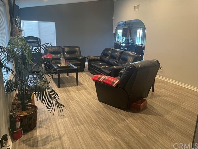 Foto del edificio - 15635 Mallory Dr