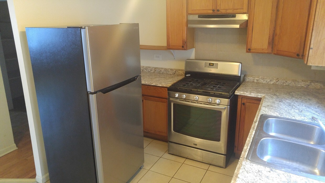 Foto principal - 1714 W Touhy Ave