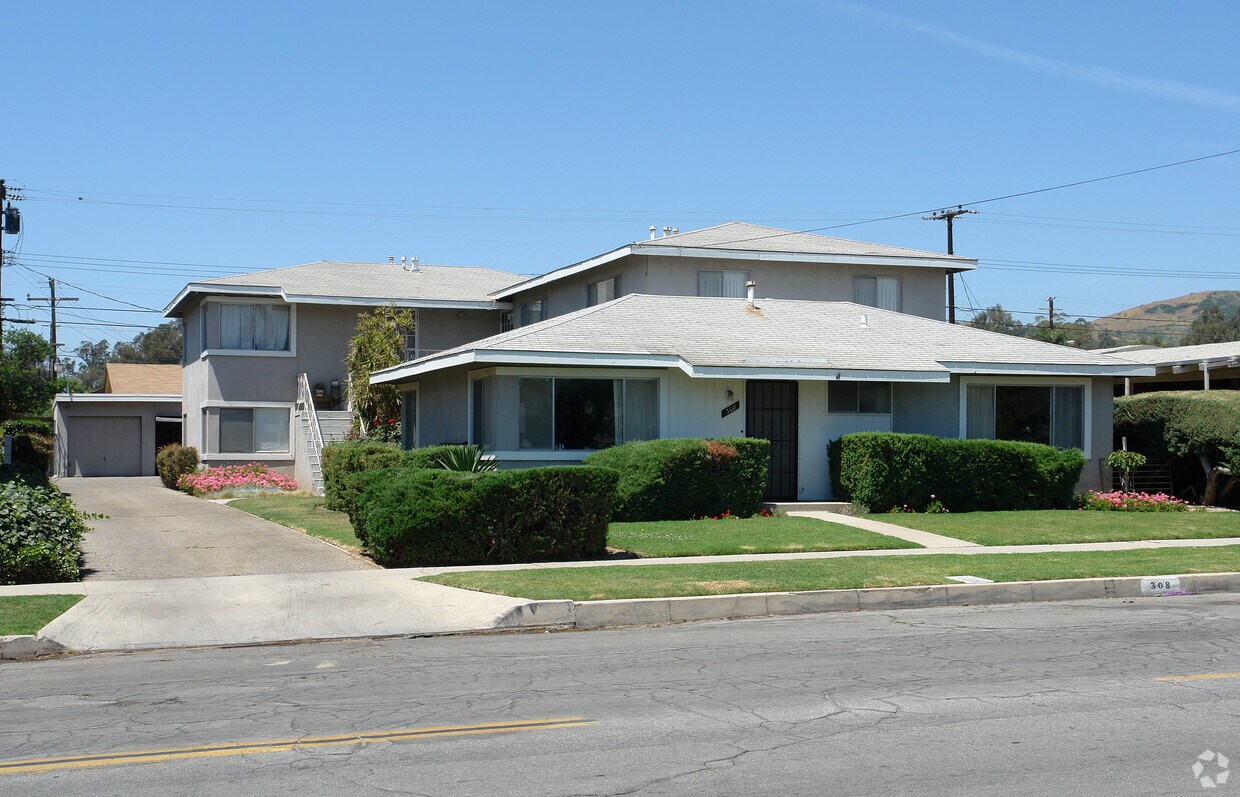Primary Photo - 308 N Palm Ave