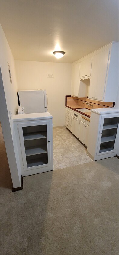 Kitchen - 4215 SW Edmunds St