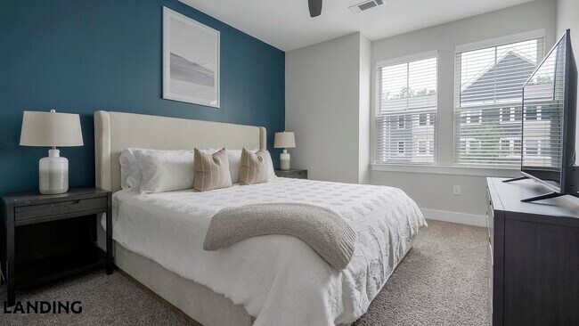 Foto del edificio - 3005 Chestnut Grv Ln