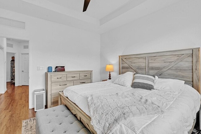 Foto del edificio - 4668 Banker Terrace