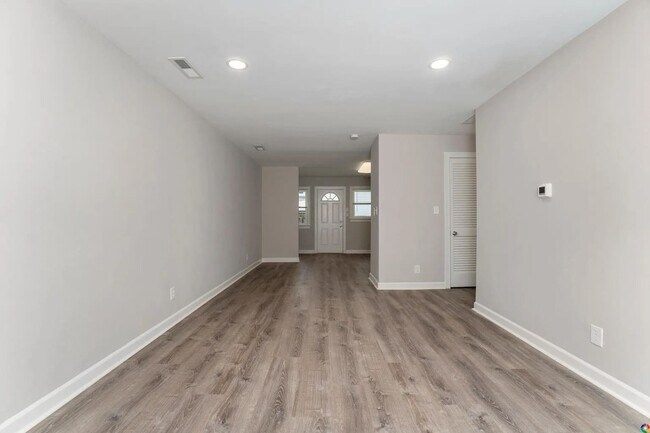 Foto del edificio - Chelsea Avenue