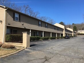 Building Photo - 8120 W Markham St