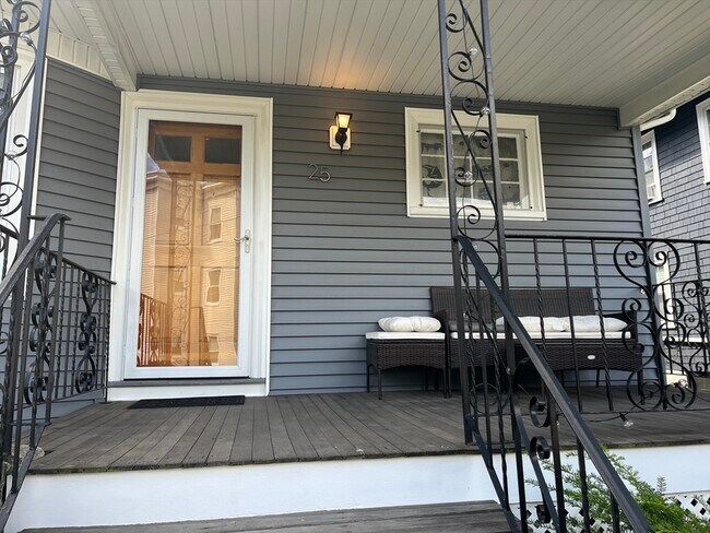 Foto del edificio - 25 Bradwood St