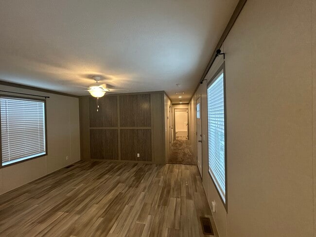 Foto del edificio - 751 Virginia