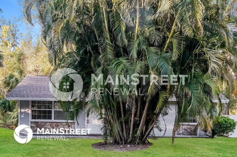 Primary Photo - 6576 4th Ln