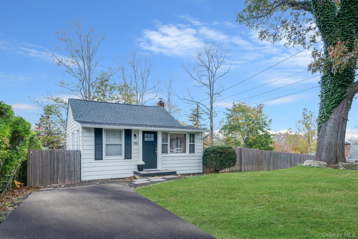 Foto principal - 120 Lookout Dr