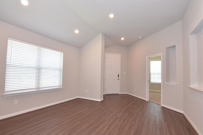 Foto del edificio - 5608 Anaheim Ave