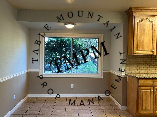 Foto del edificio - 120 Bessie Ln