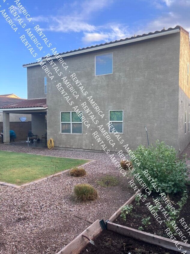 Building Photo - 1079 W Blue Rdg Dr
