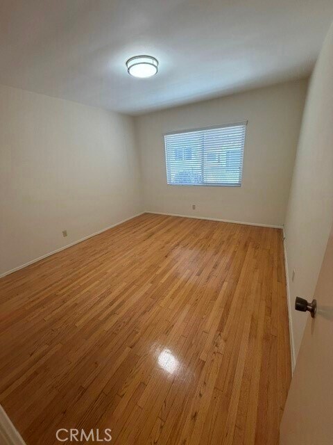 Building Photo - 13418 Moorpark St