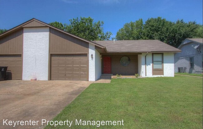 Building Photo - 3 br, 2 bath House - 4900 S Gum Ave