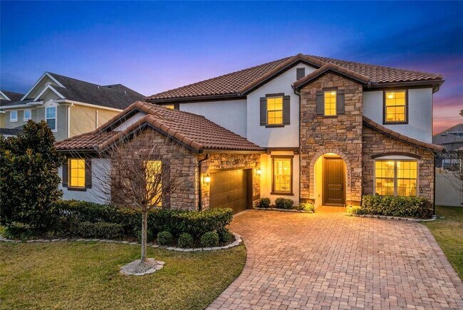 Foto del edificio - 14978 Fells Ln