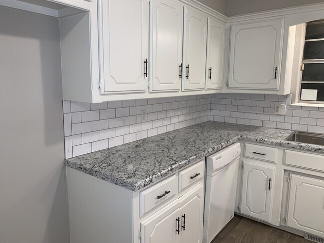 Building Photo - 8701 NW 90th ST