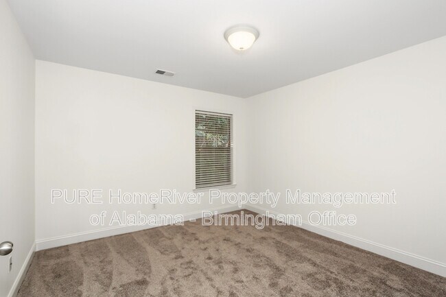 Foto del edificio - 456 Highland Cove Dr